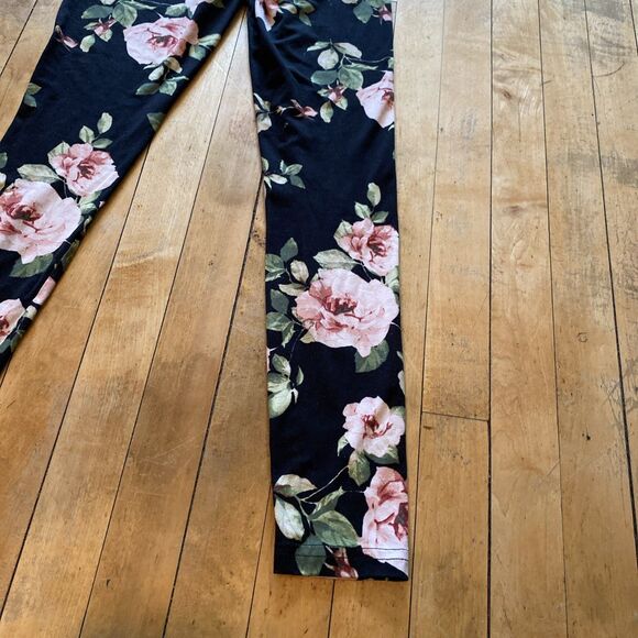Cute Booty Scrunch Bum Pink Rose Leggings Women’s Size Medium - Picture 10 of 10